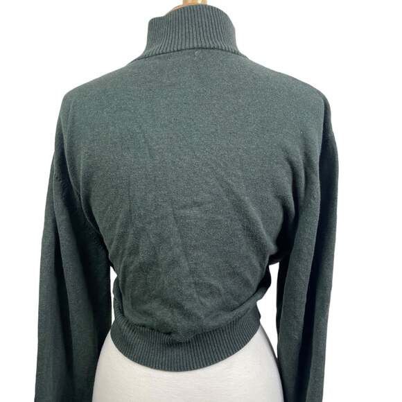 y2k plaid crop top | gilmore girls inspo | fall outfits | size large - Picture 4 of 10